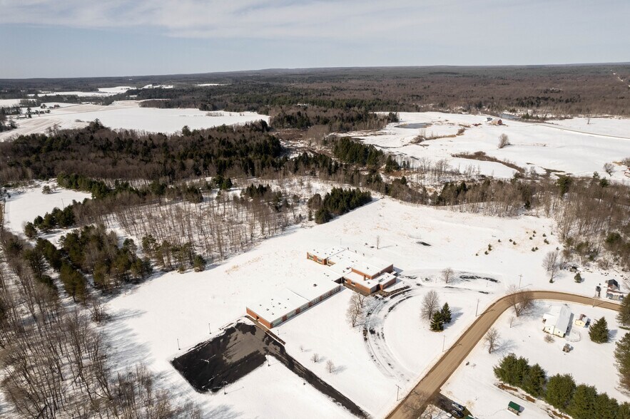 More Photos Of 55 Cox Rd, Williamstown Schools For Sale