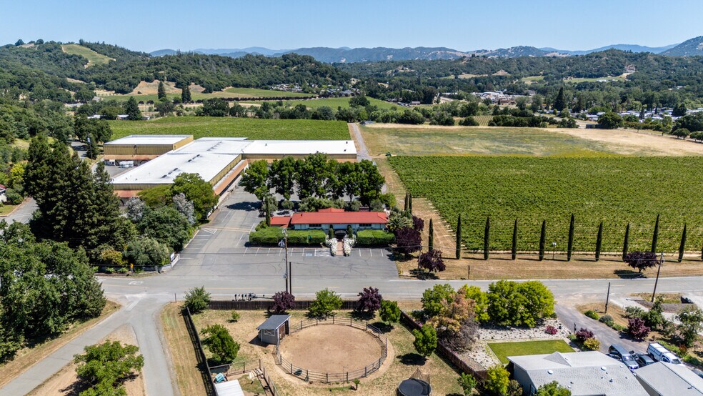 More Photos Of 501 Parducci Rd, Ukiah Restaurant For Lease