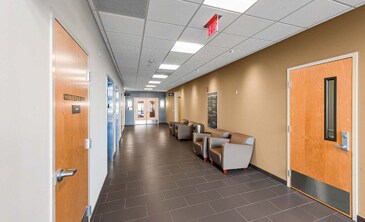 More Photos Of 10 Forrestal Rd S, Princeton Medical For Lease