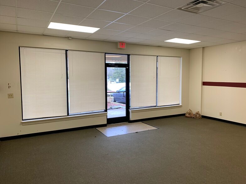 More Photos Of 3556 River Watch Pky, Augusta Storefront Retail Office For Lease