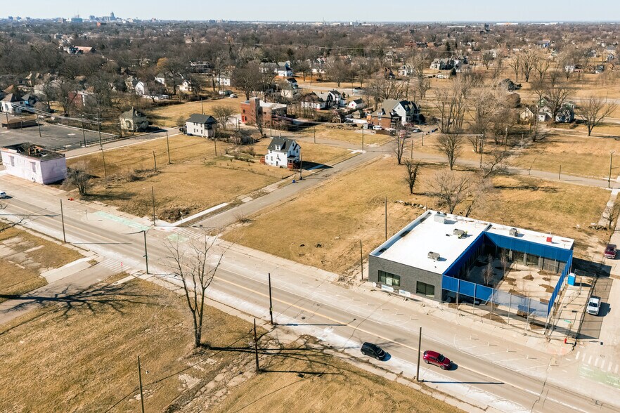 Primary Photo Of 8911 Kercheval ave, Detroit Land For Sale