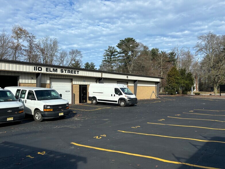 More Photos Of 110 Elm St, Bridgewater Warehouse For Lease