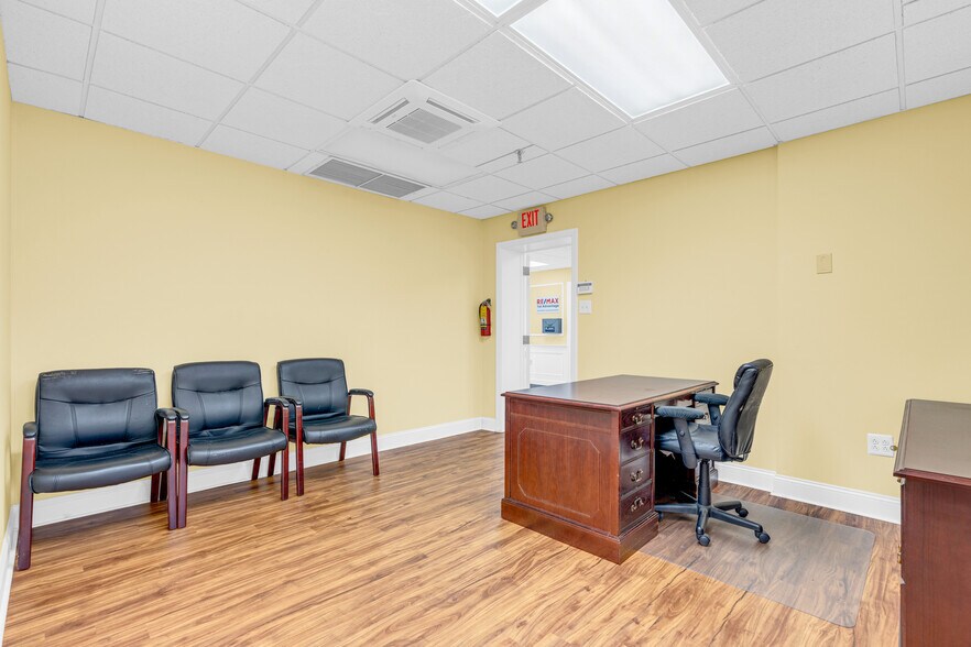 More Photos Of 727 Raritan Rd, Clark Office For Lease