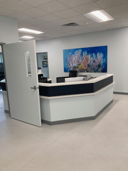 More Photos Of 6637 Gunn Hwy, Tampa Medical For Lease