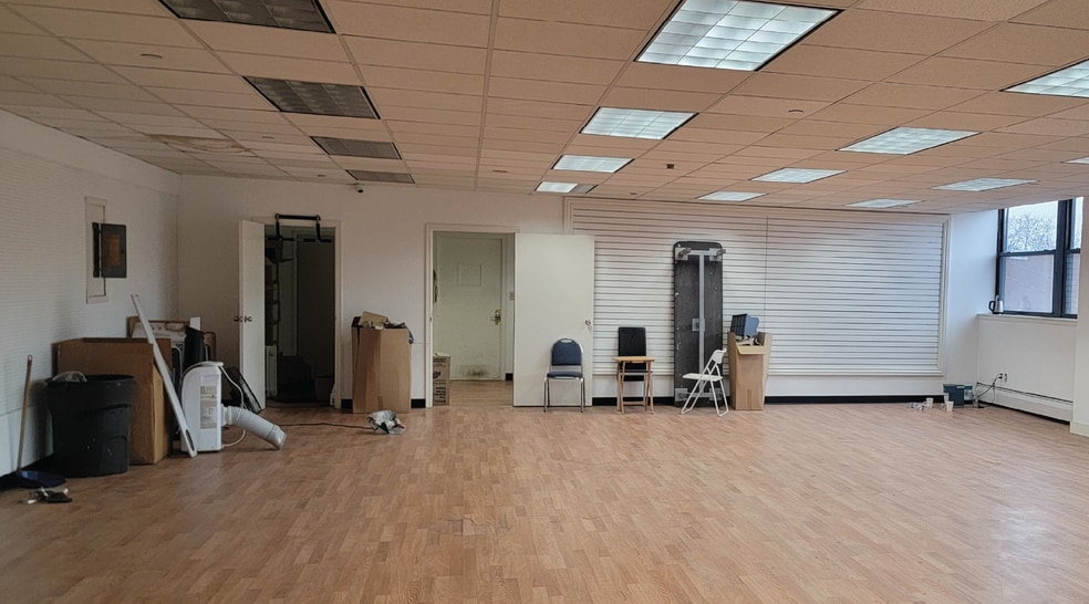 More Photos Of 802-848 Georgia Ave, Brooklyn Manufacturing For Lease