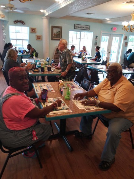 More Photos Of 901 Avenue D, Fort Pierce Restaurant For Lease
