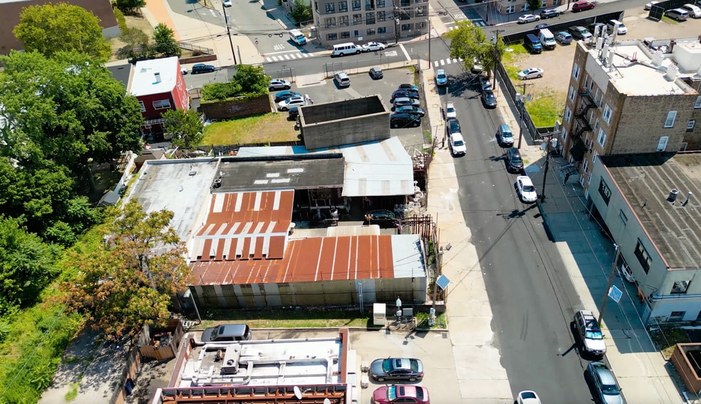 More Photos Of 246-248 Beacon Ave, Jersey City Warehouse For Sale