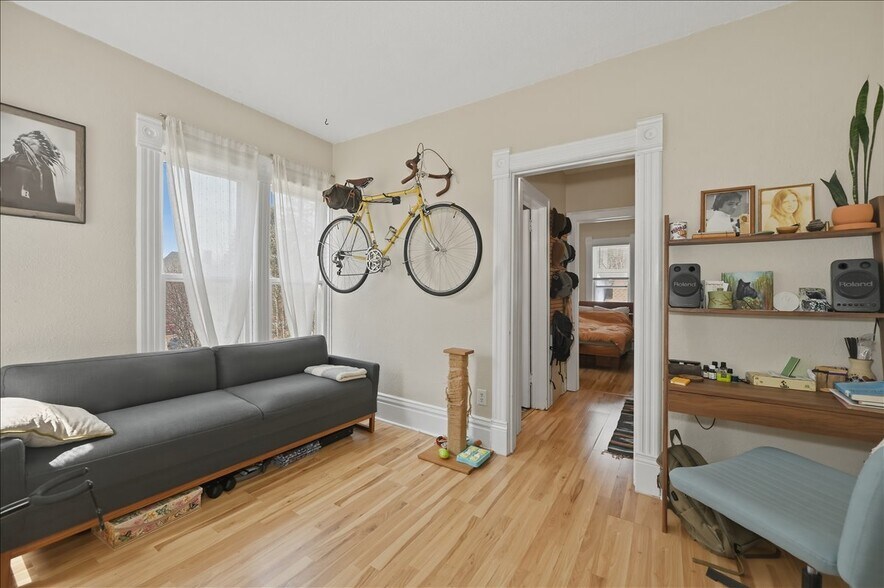 More Photos Of 1727 E Superior St, Duluth Multifamily For Sale