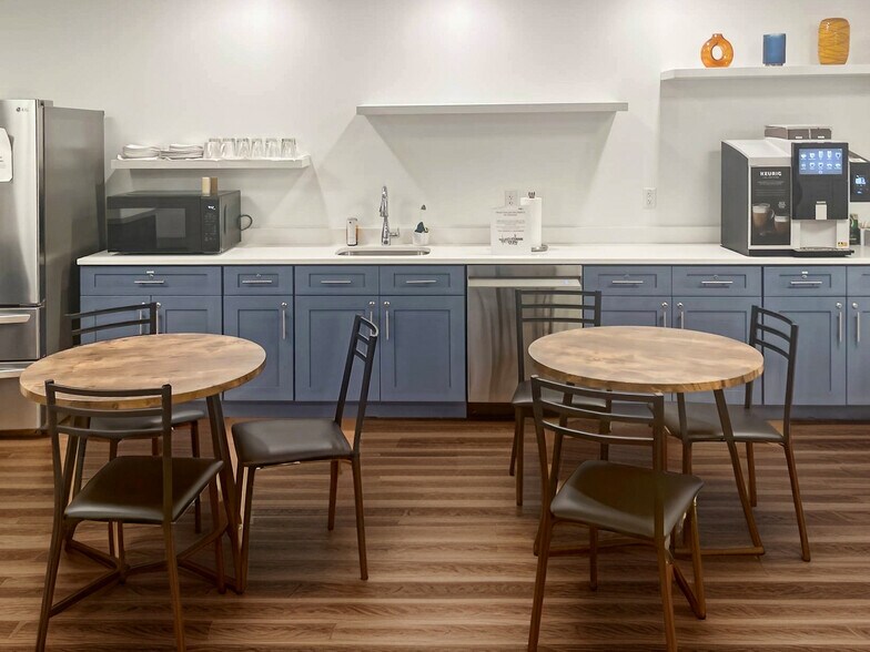 More Photos Of 165 Passaic Ave, Fairfield Coworking Space