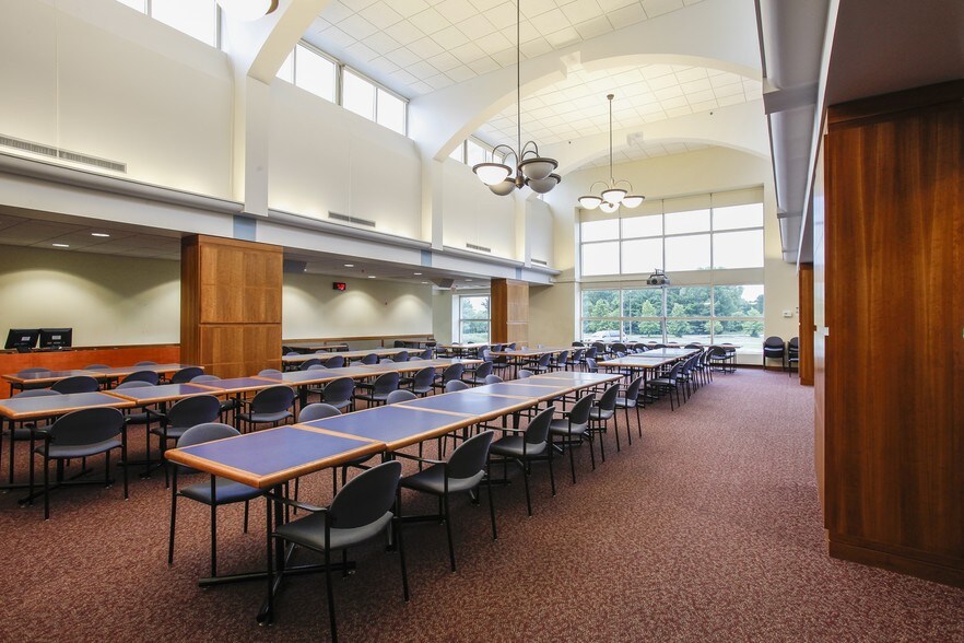 More Photos Of 641 Ridge Rd, Chazy Research And Development For Lease