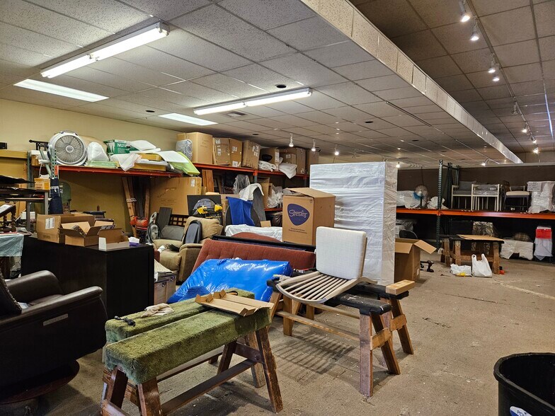 More Photos Of 345 W 18th St, Merced Storefront For Sale