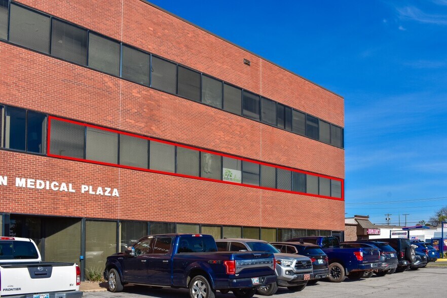 More Photos Of 1125 N Porter Ave, Norman Medical For Sale
