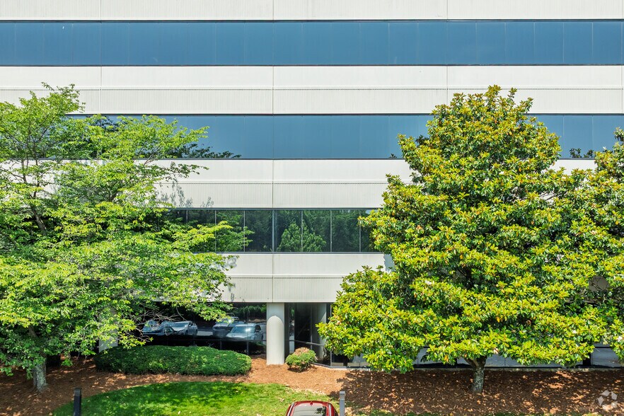 More Photos Of 1801 Stanley Rd, Greensboro Office For Lease