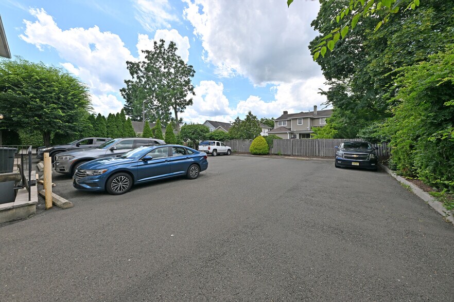 More Photos Of 253 Madison Ave, Wyckoff Storefront Retail Residential For Sale