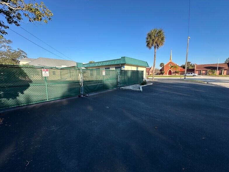 More Photos Of 115 E New Haven Ave, Melbourne Office For Sale