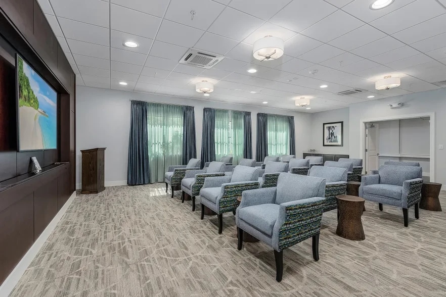 More Photos Of 1321 NE 24th Ave, Cape Coral Assisted Living For Sale