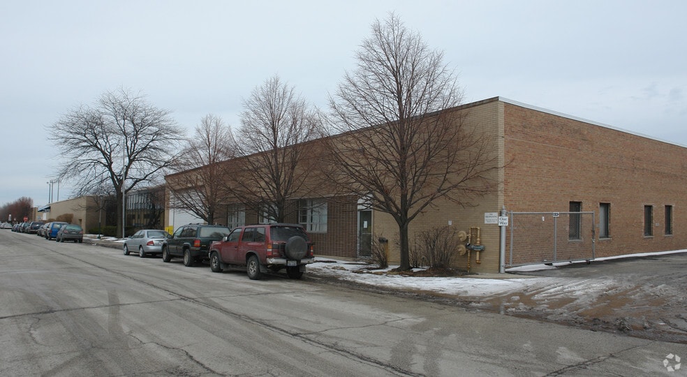 Primary Photo Of 4525 S Tripp Ave, Chicago Warehouse For Lease