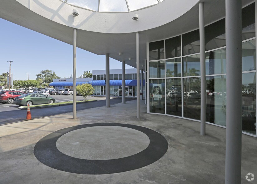 More Photos Of 10000 SW 56th St, Miami General Retail For Lease