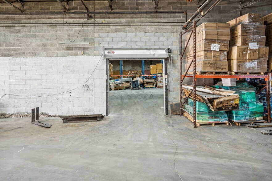 More Photos Of 2901 N 18th St, Philadelphia Warehouse For Sale
