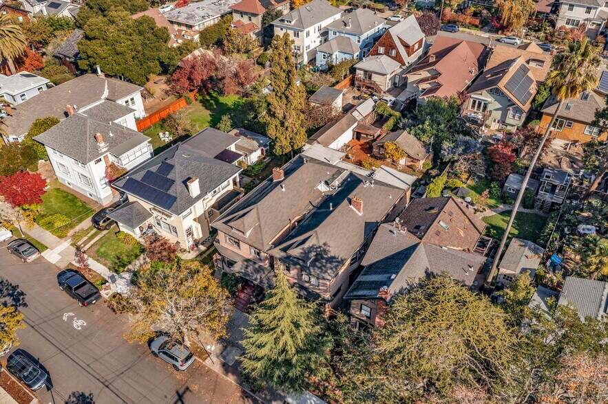 More Photos Of 6446-6452 Colby St, Oakland Apartments For Sale