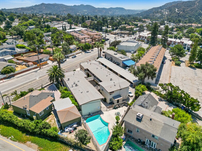 More Photos Of 4133 La Crescenta Ave, La Crescenta Apartments For Sale