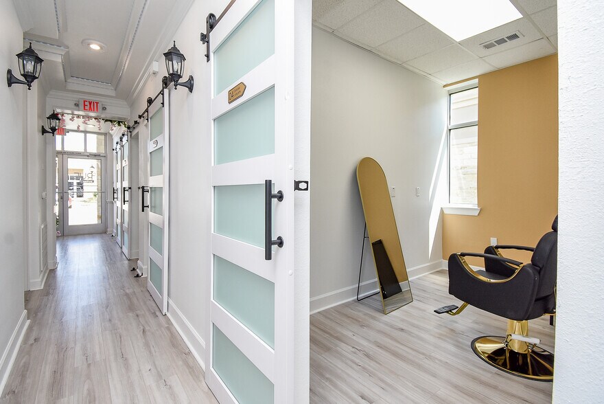 More Photos Of 440 Cobia Dr, Katy Office Residential For Sale