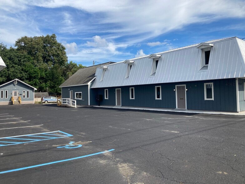 More Photos Of 4762 Rivers Ave, North Charleston Office For Lease