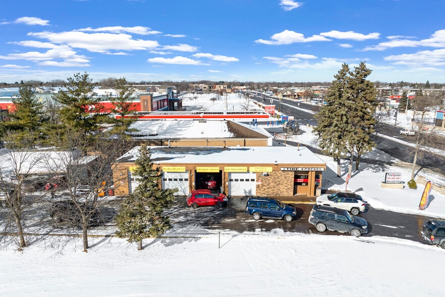 Primary Photo Of 7501 N Brooklyn Blvd, Minneapolis Auto Repair For Sale