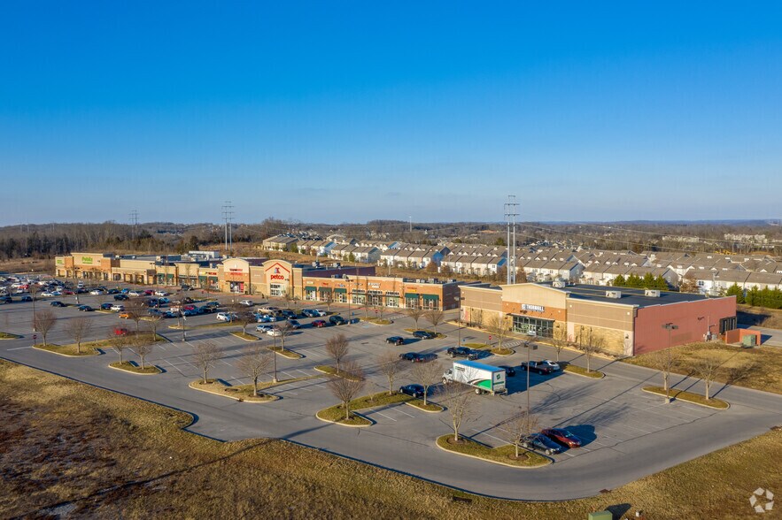 More Photos Of 3532-3536 Murfreesboro Pike, Antioch Storefront For Lease