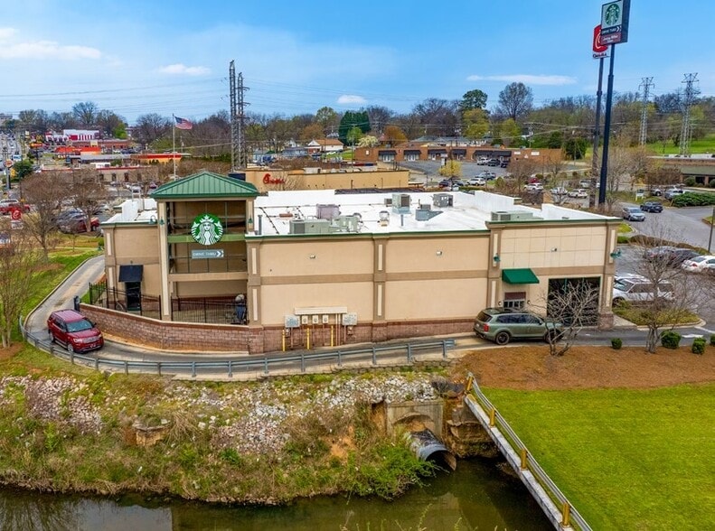 More Photos Of 916 E Innes St, Salisbury General Retail For Sale