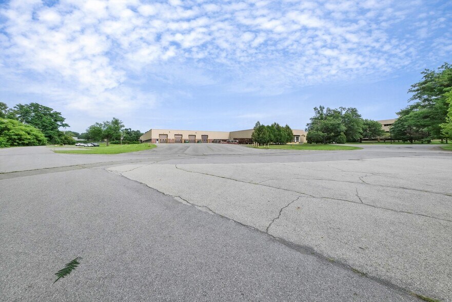 More Photos Of 1700 Enterprise Dr, Kingston Warehouse For Sale