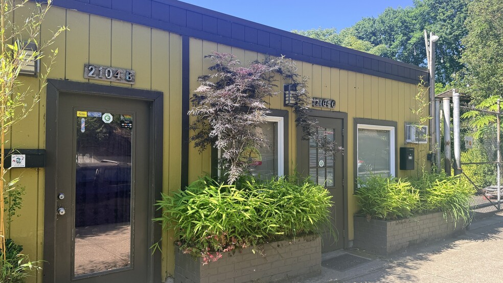 More Photos Of 2104 N Willis Blvd, Portland Auto Repair For Sale