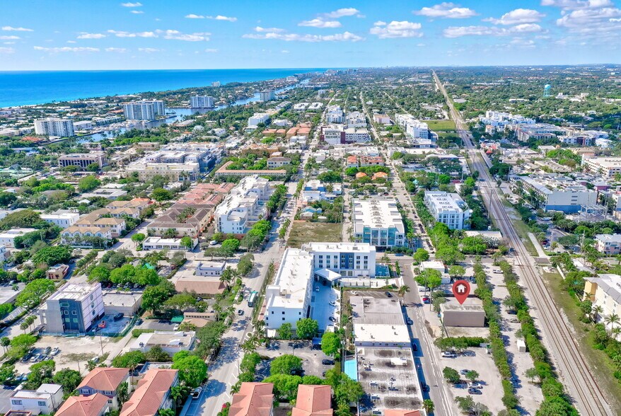 Primary Photo Of 234 NE 4th Ave, Delray Beach Warehouse For Sale