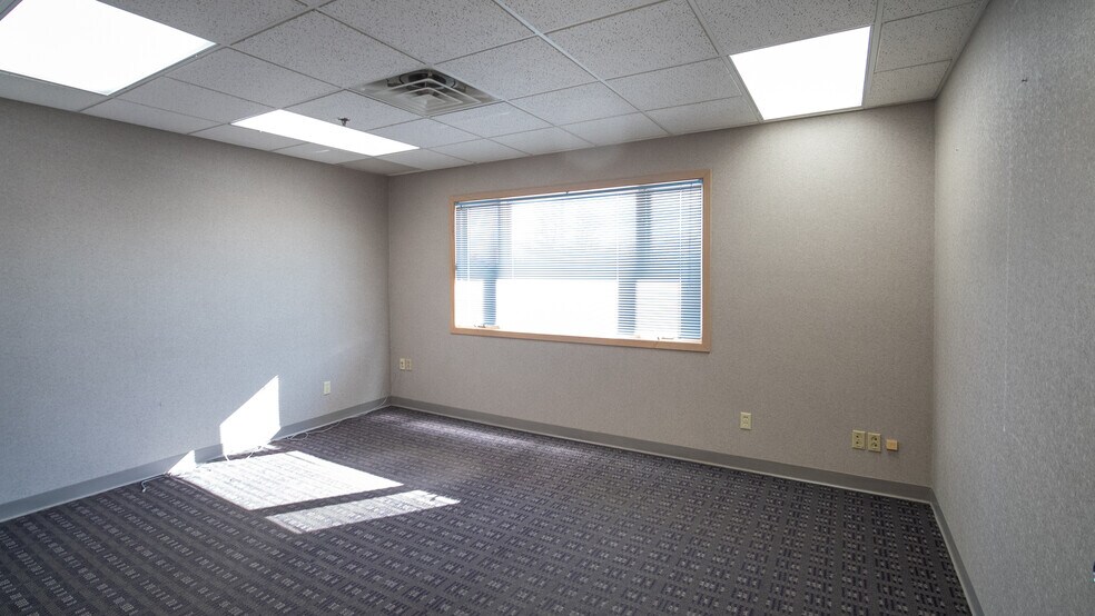 More Photos Of 5140 Moundview Dr, Red Wing Manufacturing For Lease