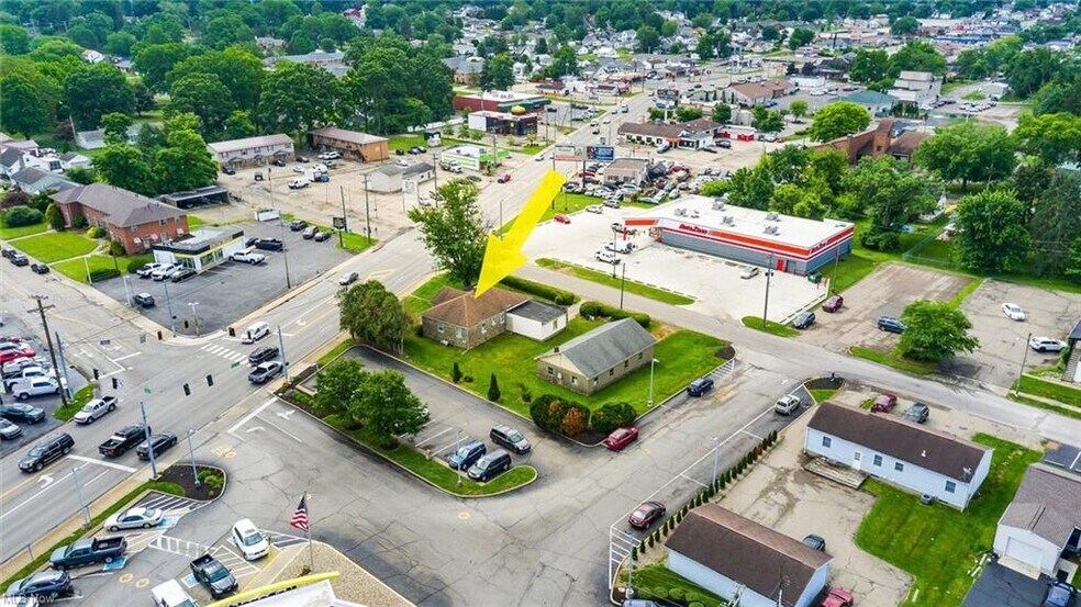 More Photos Of 2647 Maple Ave, Zanesville Flex For Sale