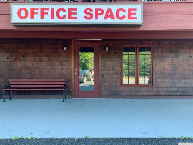 More Photos Of 746 Route 23B, Catskill Restaurant For Sale