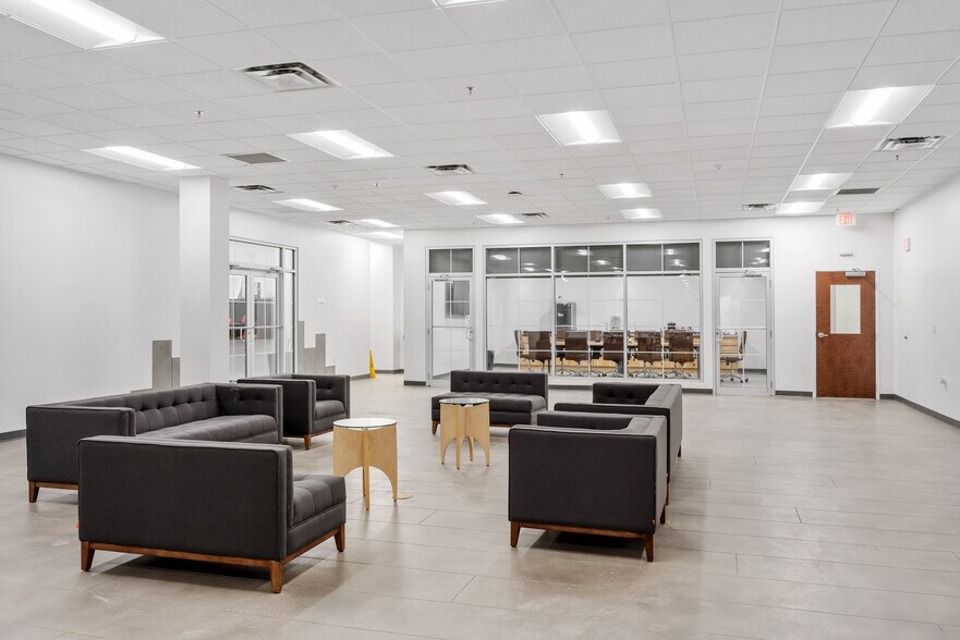 More Photos Of 302 Parker Dr, Beaufort Manufacturing For Sale