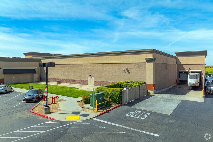 More Photos Of 2751 Del Paso Rd, Sacramento Unknown For Lease