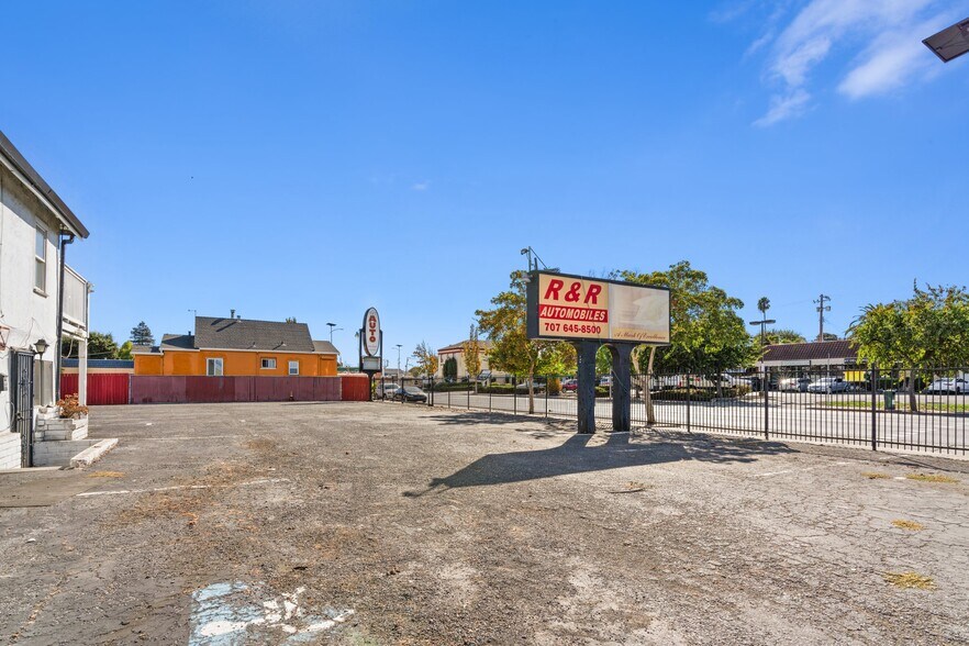 More Photos Of 1706-1708 Sutter St, Vallejo Apartments For Sale