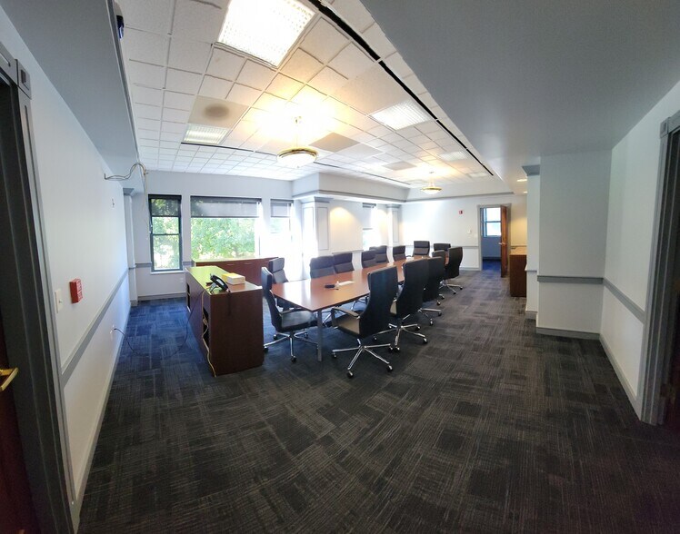 More Photos Of 333 Church St, Naugatuck Office For Sale