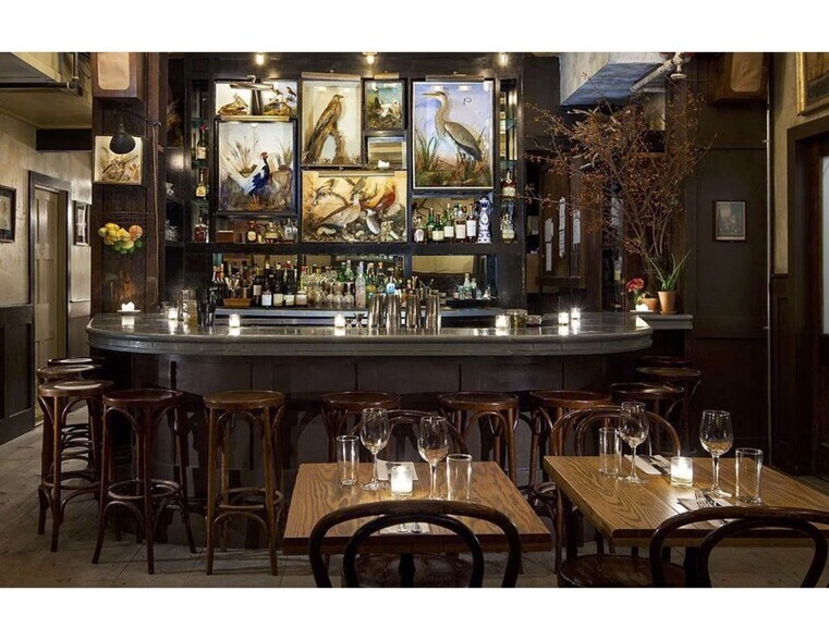 More Photos Of 235 E Commerce St, San Antonio Storefront Retail Office For Lease