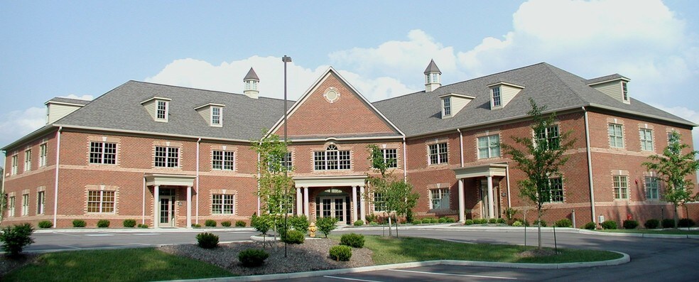 More Photos Of 13590 N Meridian St, Carmel Medical For Lease