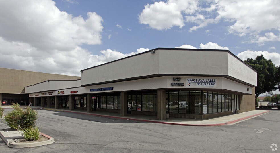 More Photos Of 659-689 W 2nd St, San Bernardino Freestanding For Lease