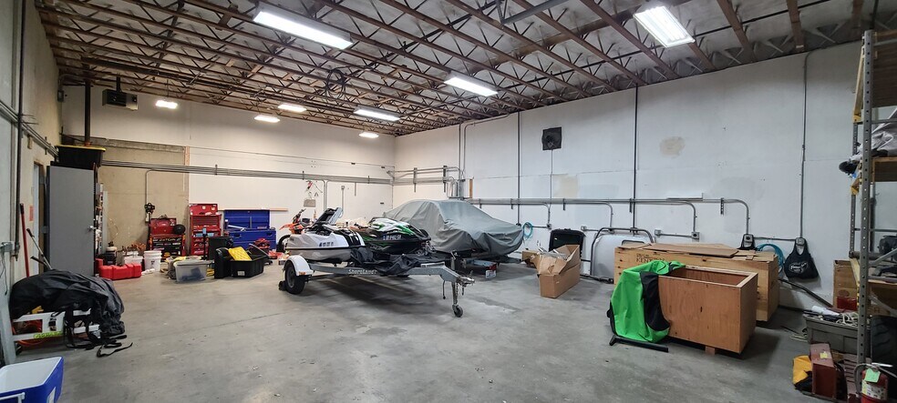 More Photos Of 918 Pearle Jensen Way, La Conner Manufacturing For Lease