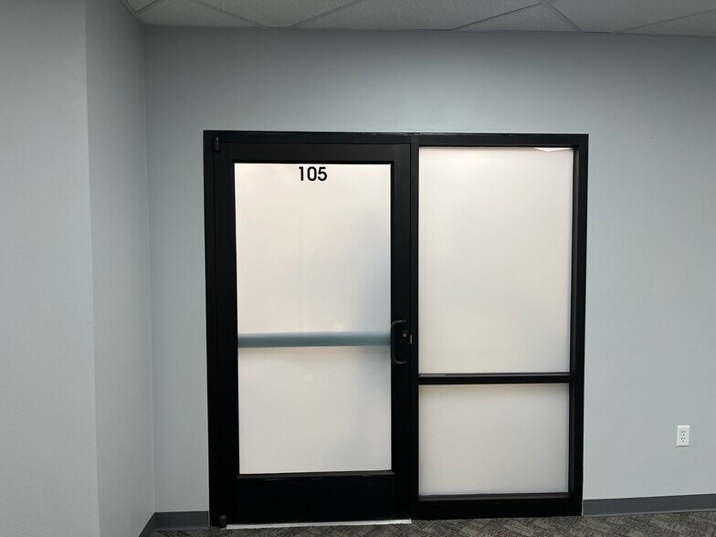 More Photos Of 2920 George Washington Way, Richland Office For Lease