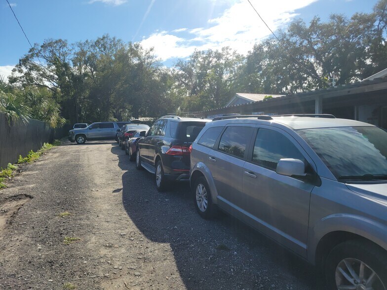 More Photos Of 9701 E US Highway 92, Tampa Freestanding For Sale