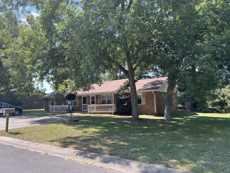 More Photos Of 15 Home Place Dr NW, Cartersville Multifamily For Sale