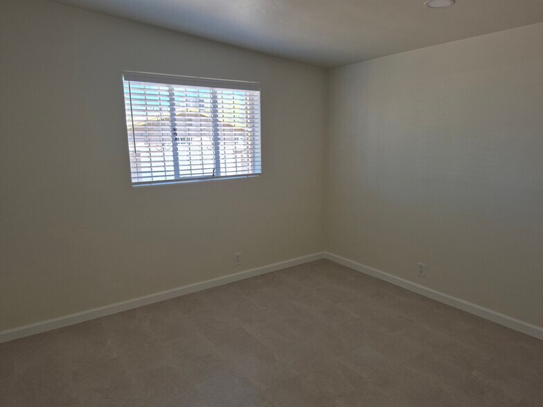 More Photos Of 5453 E 4th St, Tucson Assisted Living For Sale