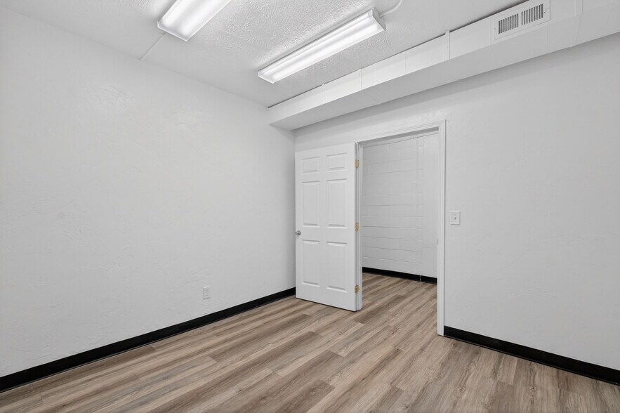 More Photos Of 344 Yellowstone Ave, Pocatello General Retail For Lease