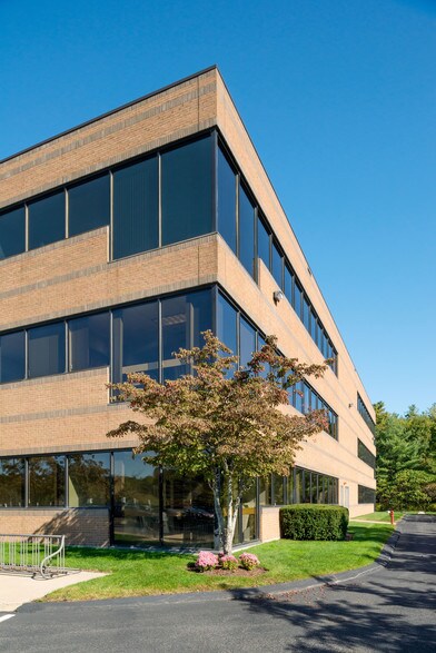 More Photos Of 600 Longwater Dr, Norwell Office For Lease